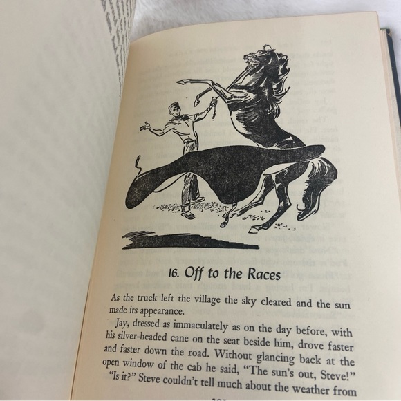 The Island Stallion Races hardback book by Farley, Walter 1955 - Picture 4 of 6